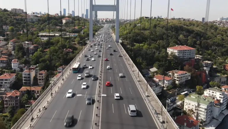 İstanbul’da Trafikte Yeni Dönem: Ambulanslardan Radyolu Uyarı Sistemi